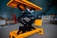Изображение Стол подъемный передвижной 800 кг 475-1500 мм (1220х610 мм) XILIN SPS800